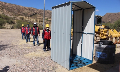 Personal técnico cumpliendo protocolo